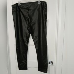 Trendsetter Black Faux Leather Pants Size XL Bikercore Comfy 19"×39"